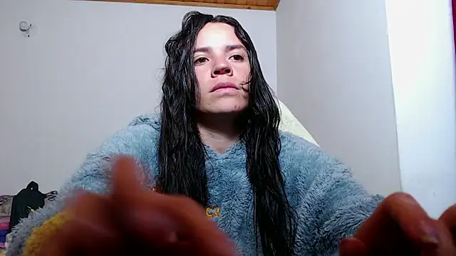 Snapshot of Shanel_Lozano chatting on 03/30/26, 10:44 Shanel Lozano online show from 03/30/26, 10:44