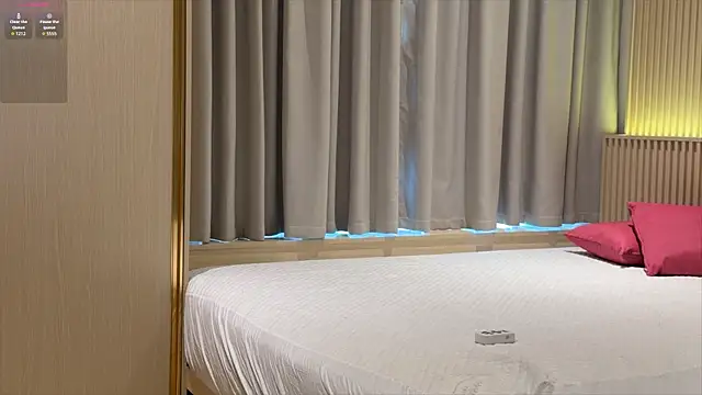 Snapshot of Atlantis_is_calling_sos chatting on 02/27/26, 03:17 Atlantis is calling sos online show from 02/27/26, 03:17