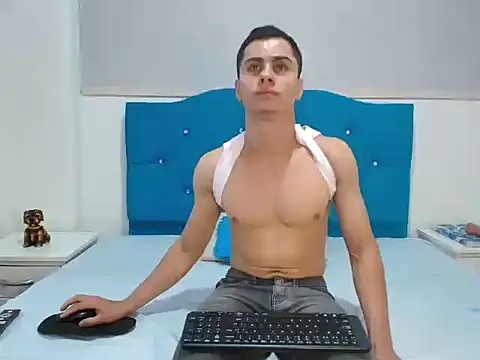 LeoMonnroe online show from 01/17/26, 02:22