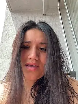 Veronica Wins  online show from 04/24/26, 03:36