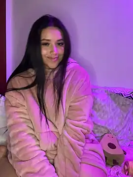 Veronica Wins  online show from 04/28/26, 02:27