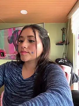 Veronica Wins  online show from 04/29/26, 05:30