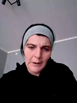 Snapshot of roksa2026 chatting on 07/05/26, 02:02 roksa2026 online show from 07/05/26, 02:02