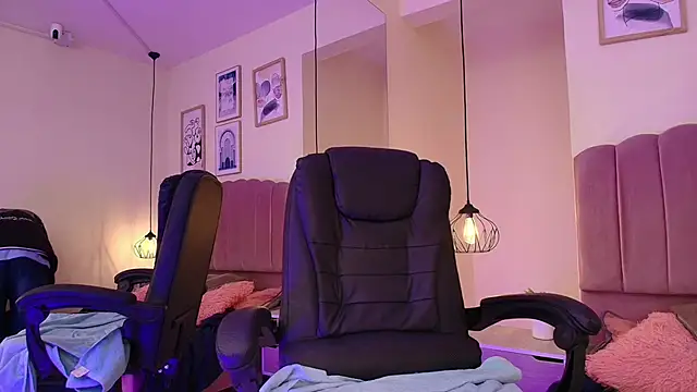 Snapshot of Hanabie_ chatting on 02/10/26, 03:21 Hanabie online show from 02/10/26, 03:21