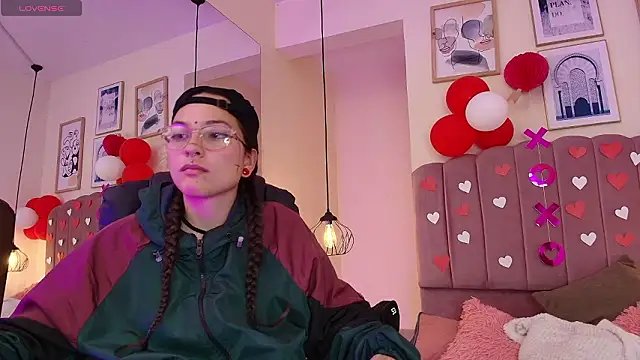 Snapshot of Hanabie_ chatting on 02/17/26, 03:14 Hanabie online show from 02/17/26, 03:14