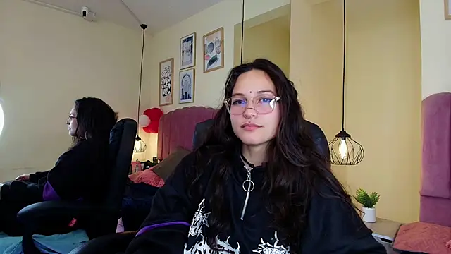 Snapshot of Hanabie_ chatting on 02/27/26, 03:39 Hanabie online show from 02/27/26, 03:39