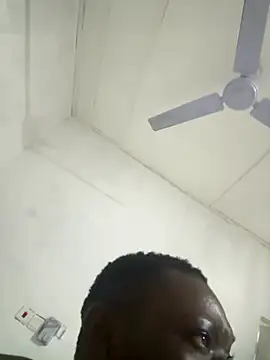 Snapshot of Zarayanga chatting on 01/18/26, 10:13 Zarayanga online show from 01/18/26, 10:13