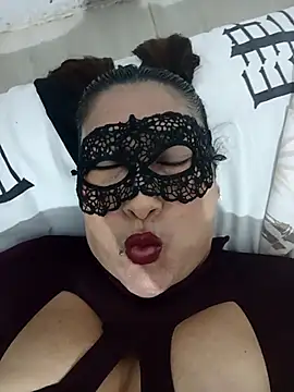 Snapshot of PatriciaGrajales chatting on 01/18/26, 01:20 PatriciaGrajales online show from 01/18/26, 01:20