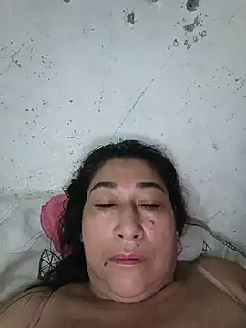 PatriciaGrajales online show from 04/26/26, 02:48