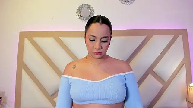 Alexxa Carter online show from 06/25/26, 07:51