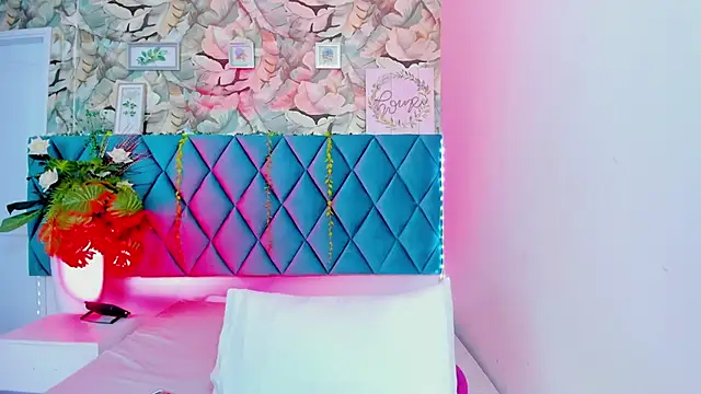 AlexiiaBrown online show from 05/06/26, 02:00