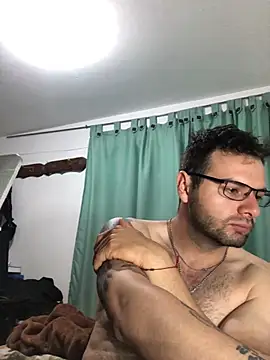 Snapshot of Baphomet212341 chatting on 02/25/26, 04:27 Baphomet212341 online show from 02/25/26, 04:27