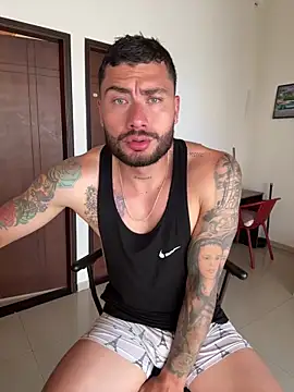 Snapshot of FrancoRossi_ chatting on 02/08/26, 08:56 FrancoRossi online show from 02/08/26, 08:56