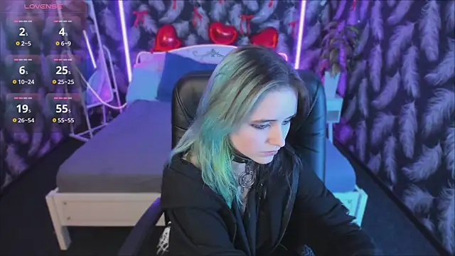 Snapshot of RubyMyst chatting on 02/16/26, 09:11 RubyMyst online show from 02/16/26, 09:11