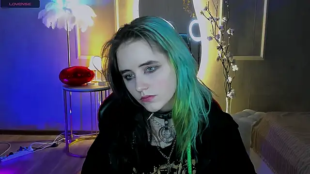 Snapshot of RubyMyst chatting on 02/17/26, 08:37 RubyMyst online show from 02/17/26, 08:37