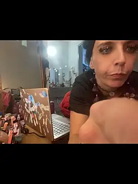 Snapshot of MegaTinyyy chatting on 05/24/26, 05:45 MegaTinyyy online show from 05/24/26, 05:45