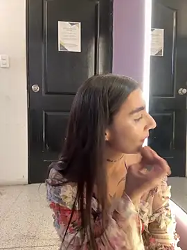 Abriil cutee online show from 05/08/26, 02:55