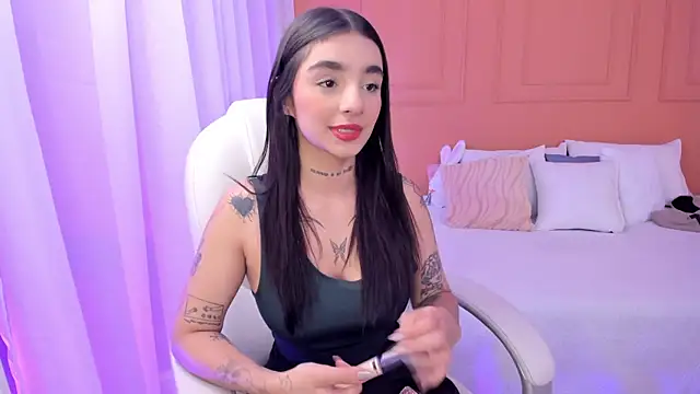 Abriil cutee online show from 06/04/26, 02:45