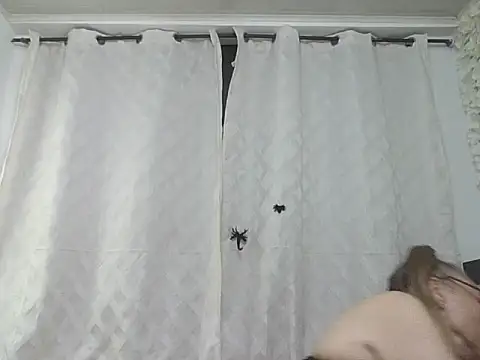 Snapshot of ZAMY1 chatting on 03/23/26, 04:05 ZAMY1 online show from 03/23/26, 04:05
