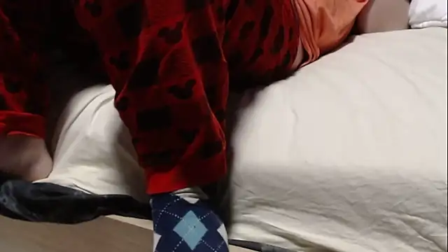 Snapshot of Santanna77 chatting on 03/18/25, 06:15 Santanna77 online show from 03/18/25, 06:15