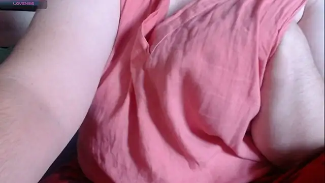 Snapshot of Santanna77 chatting on 10/22/25, 08:14 Santanna77 online show from 10/22/25, 08:14