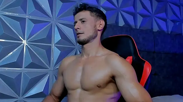 Adonys Lewis  online show from 06/25/26, 05:12