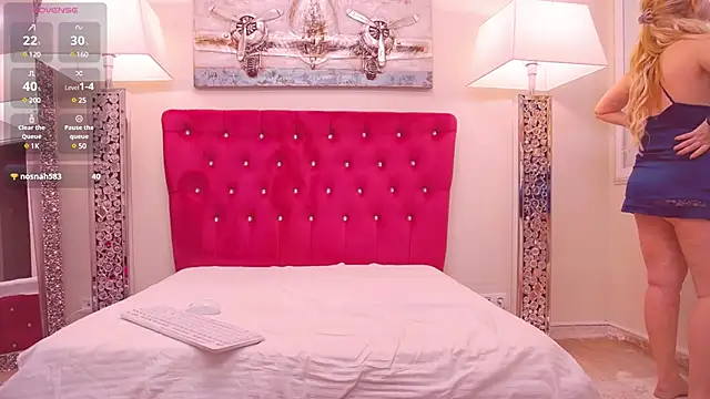 AmandaL1 online show from 03/10/25, 11:32