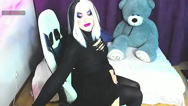 Snapshot of sexxx-queen chatting on 05/01/26, 10:25 sexxx-queen online show from 05/01/26, 10:25