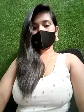 Snapshot of Nithyatamil chatting on 01/31/26, 07:11 Nithyatamil online show from 01/31/26, 07:11