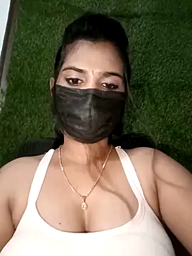 Snapshot of Nithyatamil chatting on 02/07/26, 04:22 Nithyatamil online show from 02/07/26, 04:22