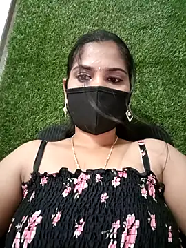 Snapshot of Nithyatamil chatting on 03/04/26, 05:08 Nithyatamil online show from 03/04/26, 05:08