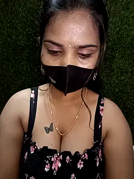 Snapshot of Nithyatamil chatting on 03/09/26, 05:06 Nithyatamil online show from 03/09/26, 05:06