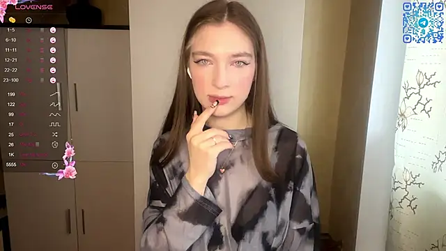 Snapshot of MarlanaEndler chatting on 02/14/26, 11:07 MarlanaEndler online show from 02/14/26, 11:07