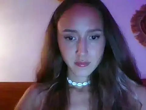 Snapshot of Nyvoria chatting on 03/04/26, 08:04 Nyvoria online show from 03/04/26, 08:04