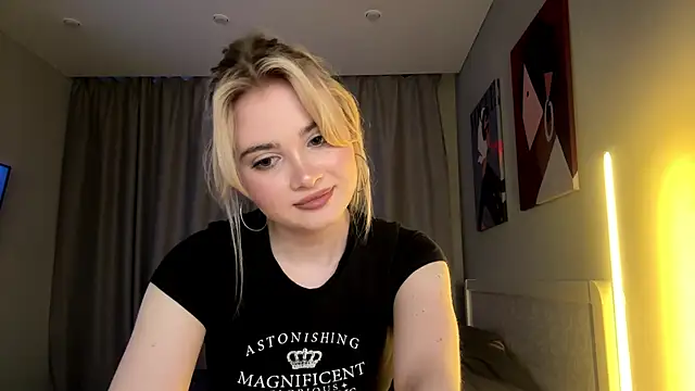 KariJarecke online show from 03/10/26, 01:05