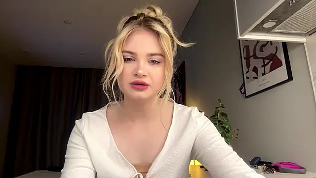 KariJarecke online show from 03/14/26, 02:11