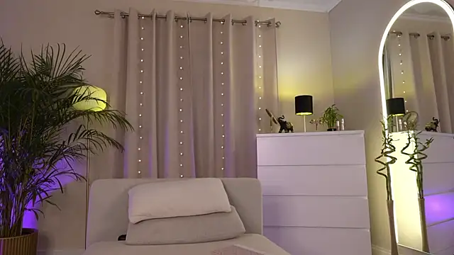 Tinydoll XO online show from 04/27/26, 03:10