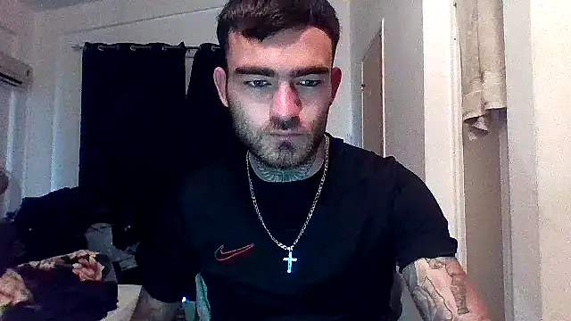 Snapshot of jacobsex221 chatting on 02/09/26, 12:31 jacobsex221 online show from 02/09/26, 12:31