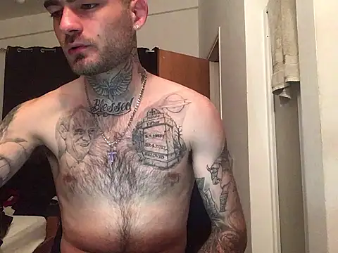 Snapshot of jacobsex221 chatting on 02/14/26, 10:50 jacobsex221 online show from 02/14/26, 10:50