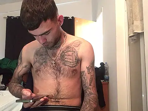 Snapshot of jacobsex221 chatting on 02/16/26, 11:06 jacobsex221 online show from 02/16/26, 11:06