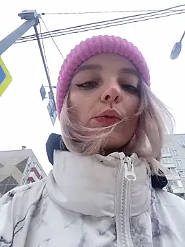 Snapshot of aka_Blonde chatting on 02/16/26, 06:09 aka Blonde online show from 02/16/26, 06:09