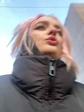 Snapshot of aka_Blonde chatting on 03/19/26, 11:25 aka Blonde online show from 03/19/26, 11:25