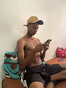 Snapshot of twink_gabrielll chatting on 05/05/26, 12:35 twink gabrielll online show from 05/05/26, 12:35