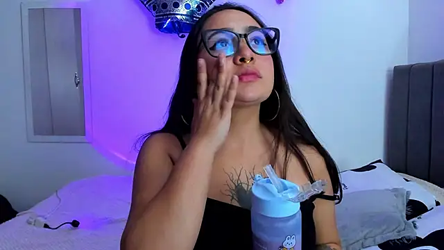 Snapshot of Diosa_lunar1 chatting on 01/18/26, 12:47 Diosa lunar1 online show from 01/18/26, 12:47