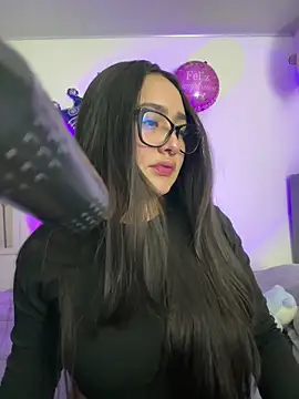 Snapshot of Diosa_lunar1 chatting on 03/04/26, 01:11 Diosa lunar1 online show from 03/04/26, 01:11