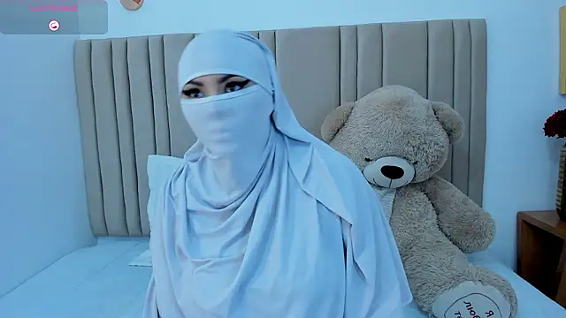 Snapshot of _seelena chatting on 02/03/26, 12:32 seelena online show from 02/03/26, 12:32