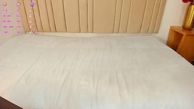 Snapshot of _seelena chatting on 03/12/26, 11:38 seelena online show from 03/12/26, 11:38