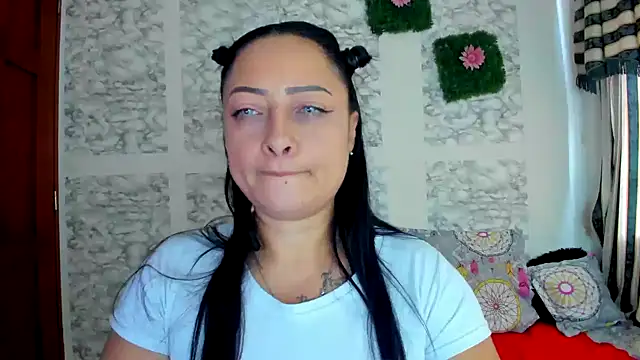 XXXStephanie XXX online show from 06/07/26, 07:50