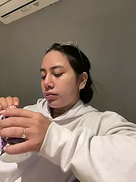 maaluh online show from 06/12/26, 02:43