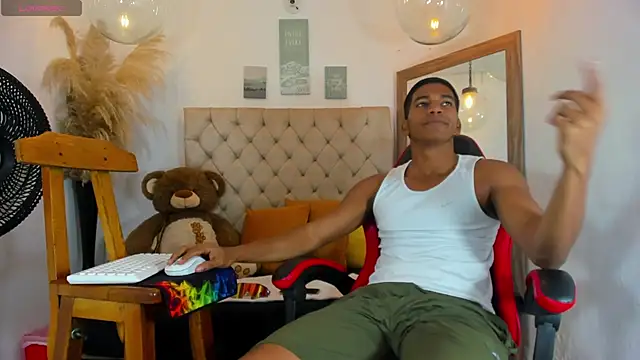 Snapshot of noah_sthone chatting on 01/17/26, 03:11 noah sthone online show from 01/17/26, 03:11